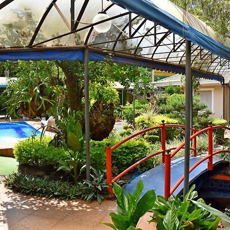 Hotel Arthur Shambala Енкарнасьйон Екстер'єр фото